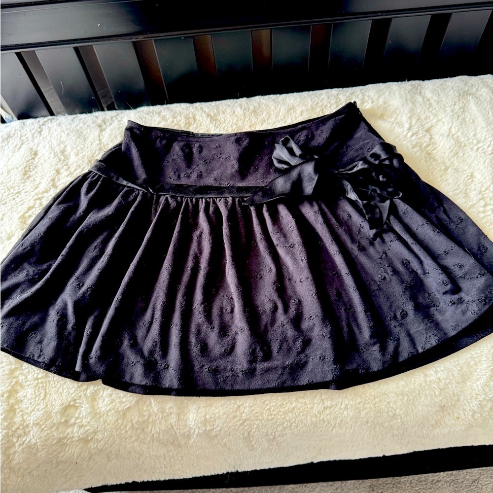 Betsey Johnson | RARE Y2K Black Hip-hugger Mini Skirt w/ Bow Sz. S